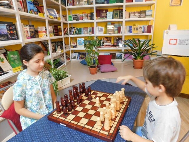 шахматном путешествии «По чёрным и белым полям»